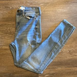 Mudd Light Wash High Rise Jeggings Size 3